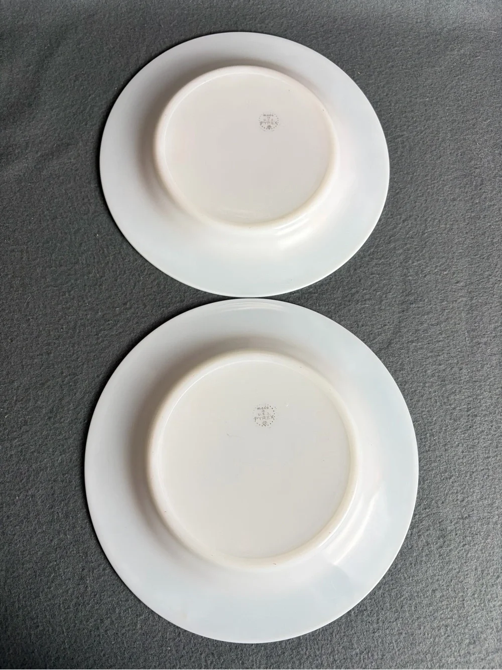 Vintage 50s Pyrex Aqua Turquoise Wide Band 10” Dinner Plates Set Of 2 Milk Glass